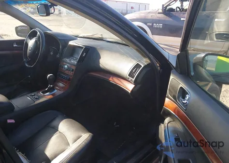 2009 Infiniti G37X z USA, uszkodzony, nr VIN JNKCV61F79M350248